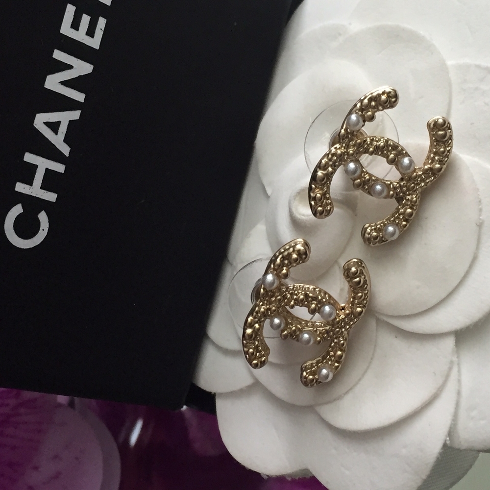 CHANEL Gold and White Earrings with Iconic Design